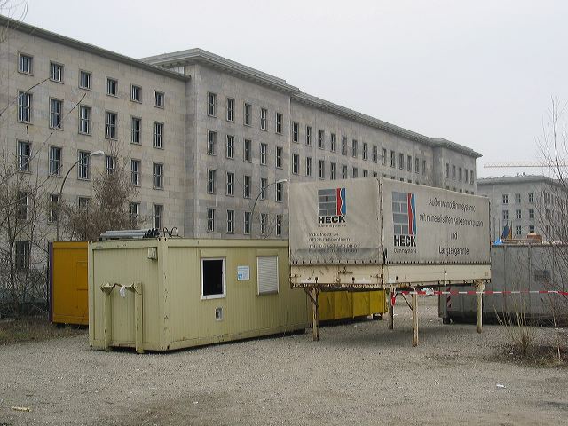 luftfahrtsministerium.jpg